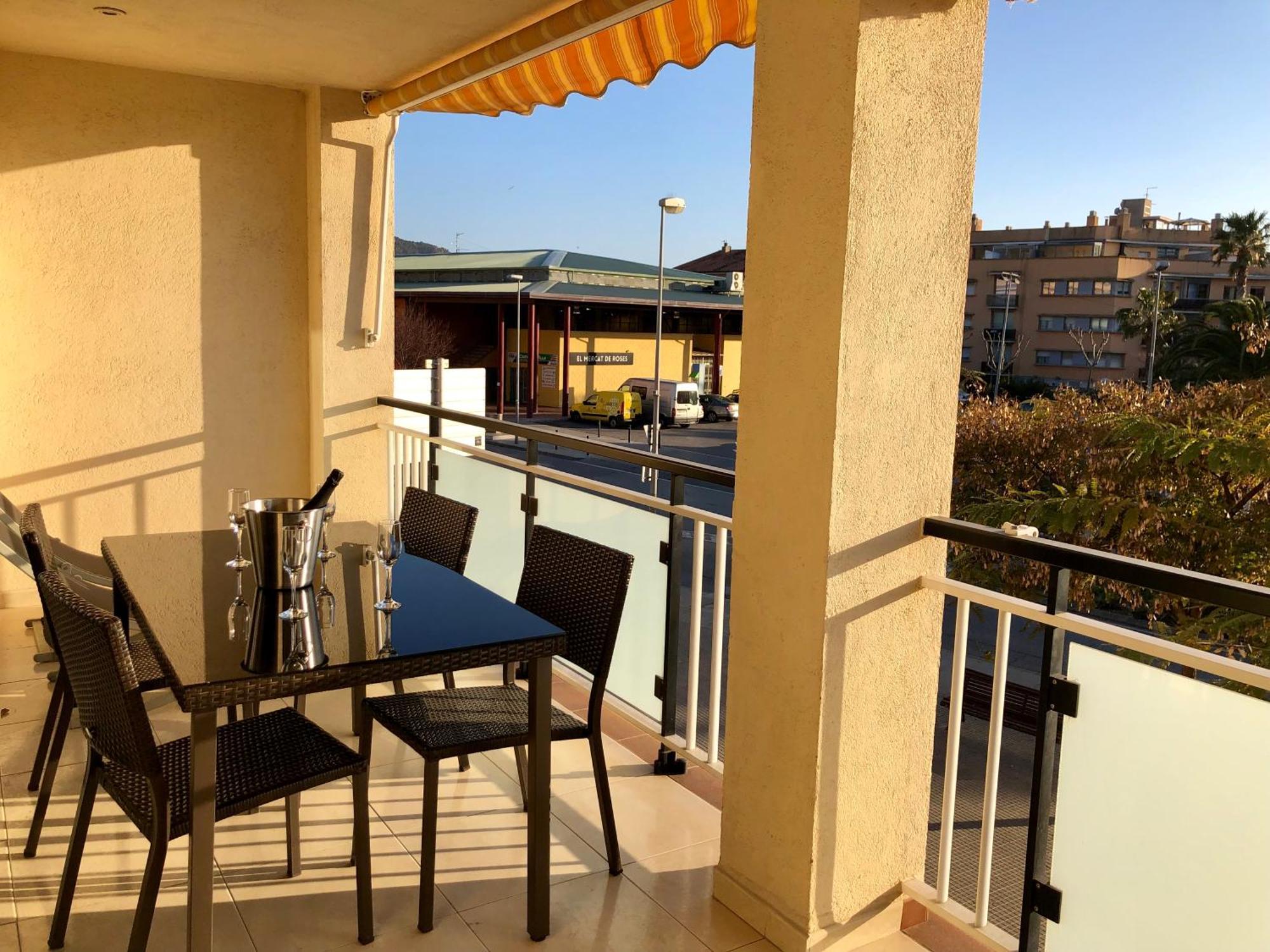 Apartamentos Benet Росас Экстерьер фото
