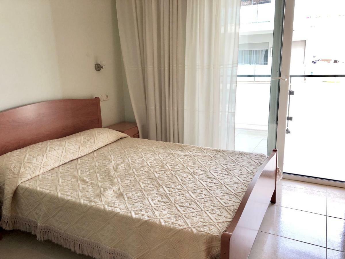 Apartamentos Benet Росас Экстерьер фото