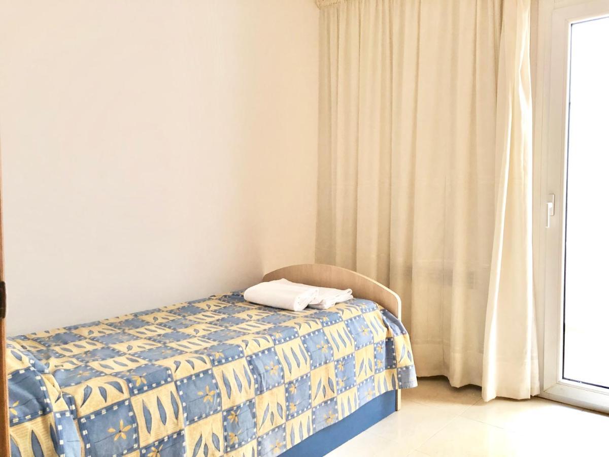 Apartamentos Benet Росас Экстерьер фото